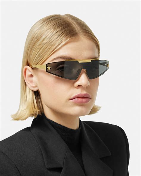 occhiali da sole versace dinna neve|Occhiali da sole da donna di Versace Eyewear .